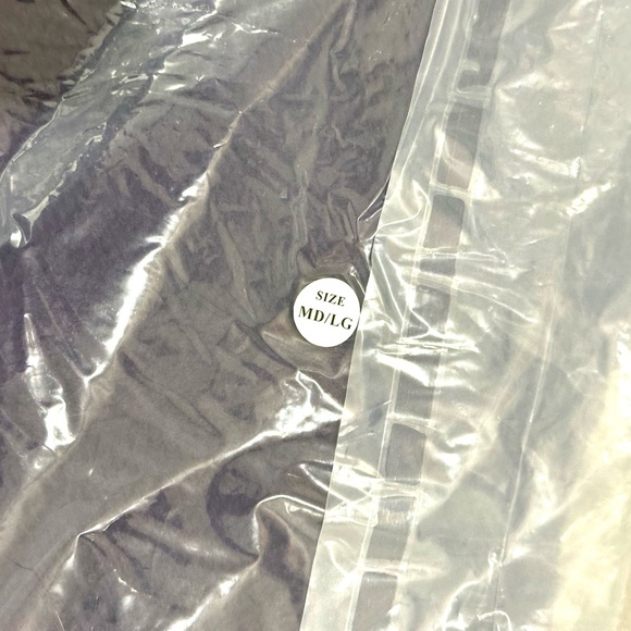 NEW IN BAG Taylor Swift Authentic Speak Now Purple Cardigan OFFICIAL MERCH - Picture 10 of 13